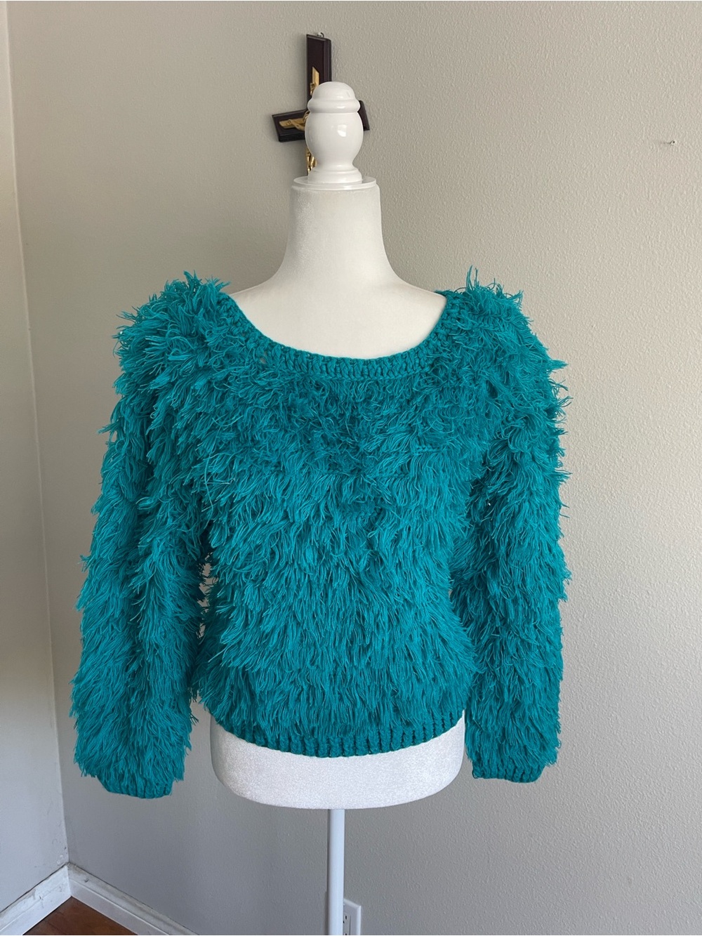 Cozy Teal Faux-Fur Scoop Neck Sweater